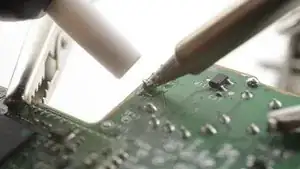 For full instructions on how to desolder through-hole solder joints, <a href="../../Guide/How%2BTo%2BSolder%2Band%2BDesolder%2BConnections/750" target="_blank">click here</a>.