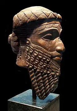 This bronze head traditionally attributed to Sargon is now thought to actually belong to his grandson Naram-Sin.<r