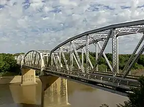 General Hertzog Bridge over Orange River at Aliwal North.jpg