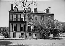 John Ash House, 114–116 West Hull Street