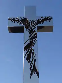 The new steel cross
