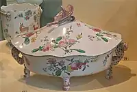 Oblong bowl