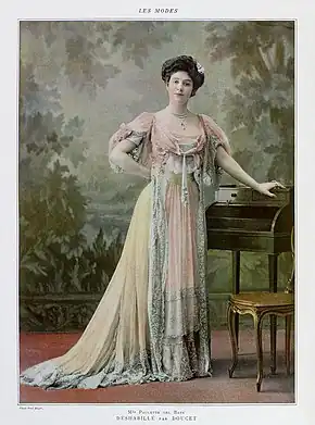Paulette del Baye, French actress, from Les Modes